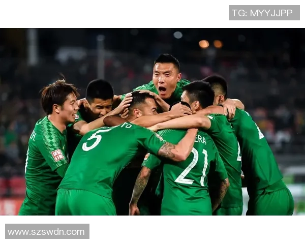 深圳羽毛球队以72分稳居锦标赛积分榜首位展现强劲实力 深圳羽毛球队以72分稳居锦标赛积分榜首位展现强劲实力